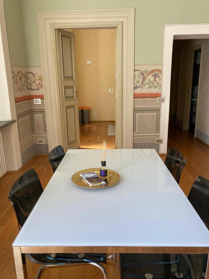 Puccini'S Home, Elegant Apartment In Piazza Puccini 루카 외부 사진